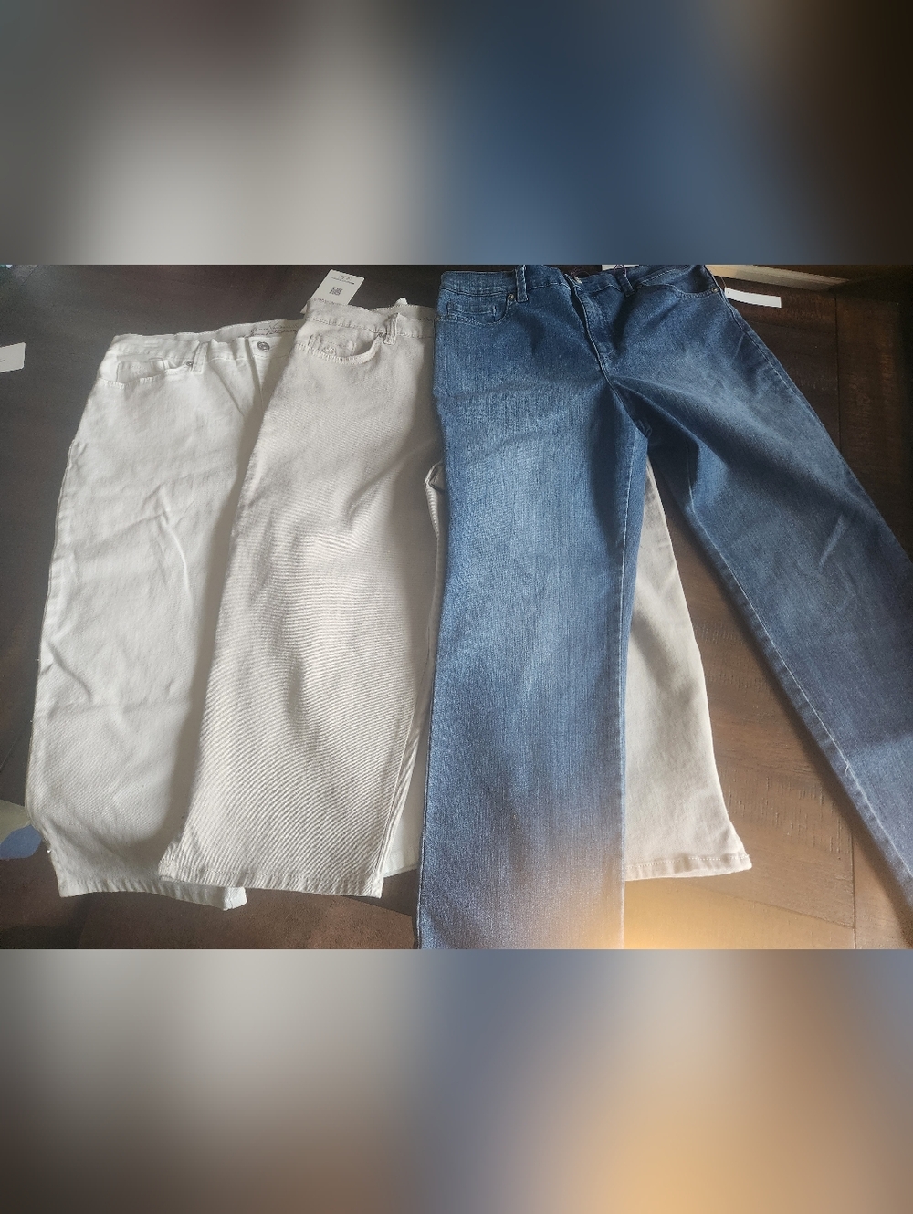 New Gloria Vanderbilt Jeans And 2 Capris 14P